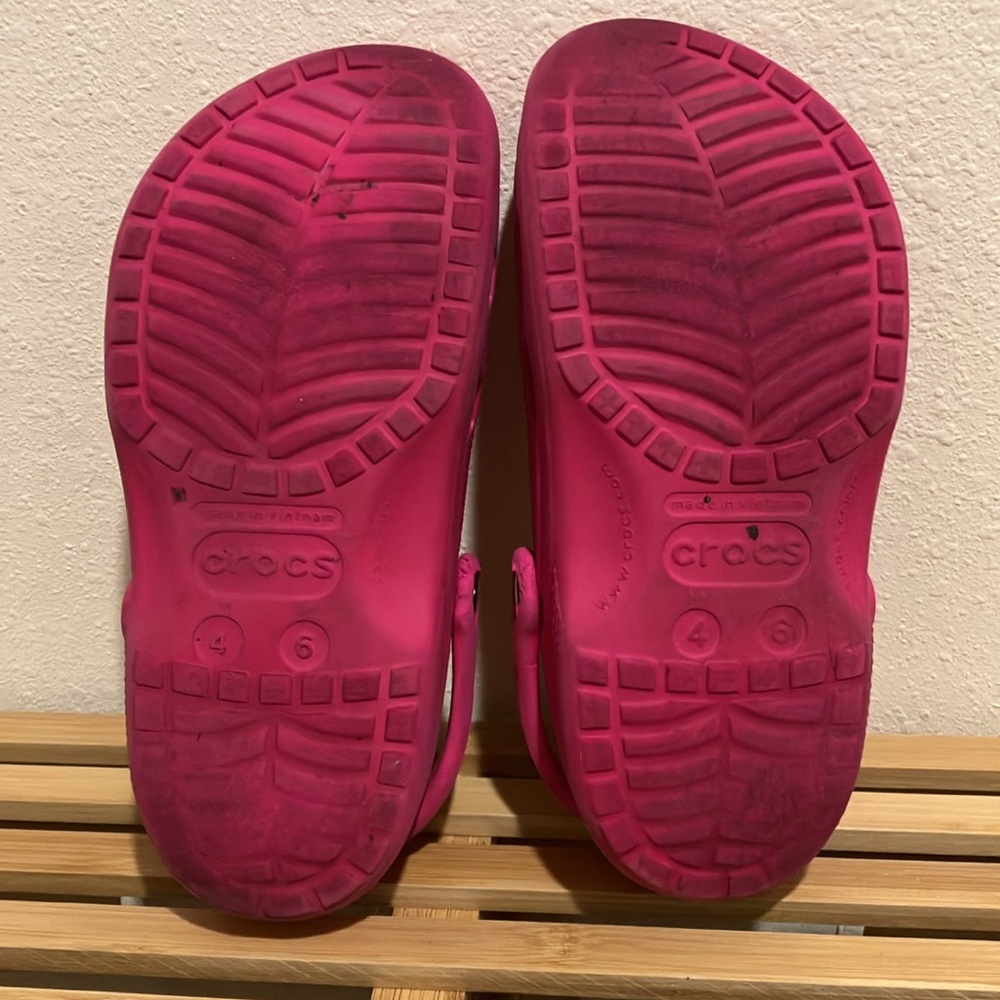 Pink Crocs Clogs - Picture 7 of 7